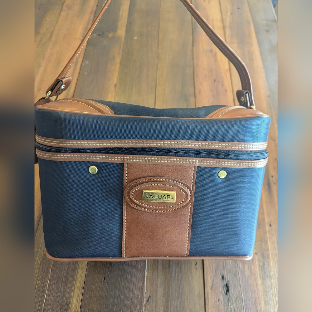 Vintage Jaguar Navy Blue Brown Leather Trim Pockets Travel Bag W/ Mirror Inside